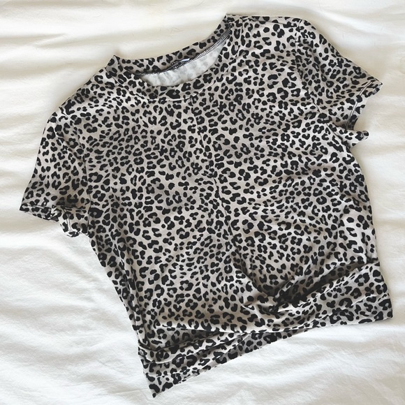 Leopard Soft T-Shirt - Picture 1 of 9